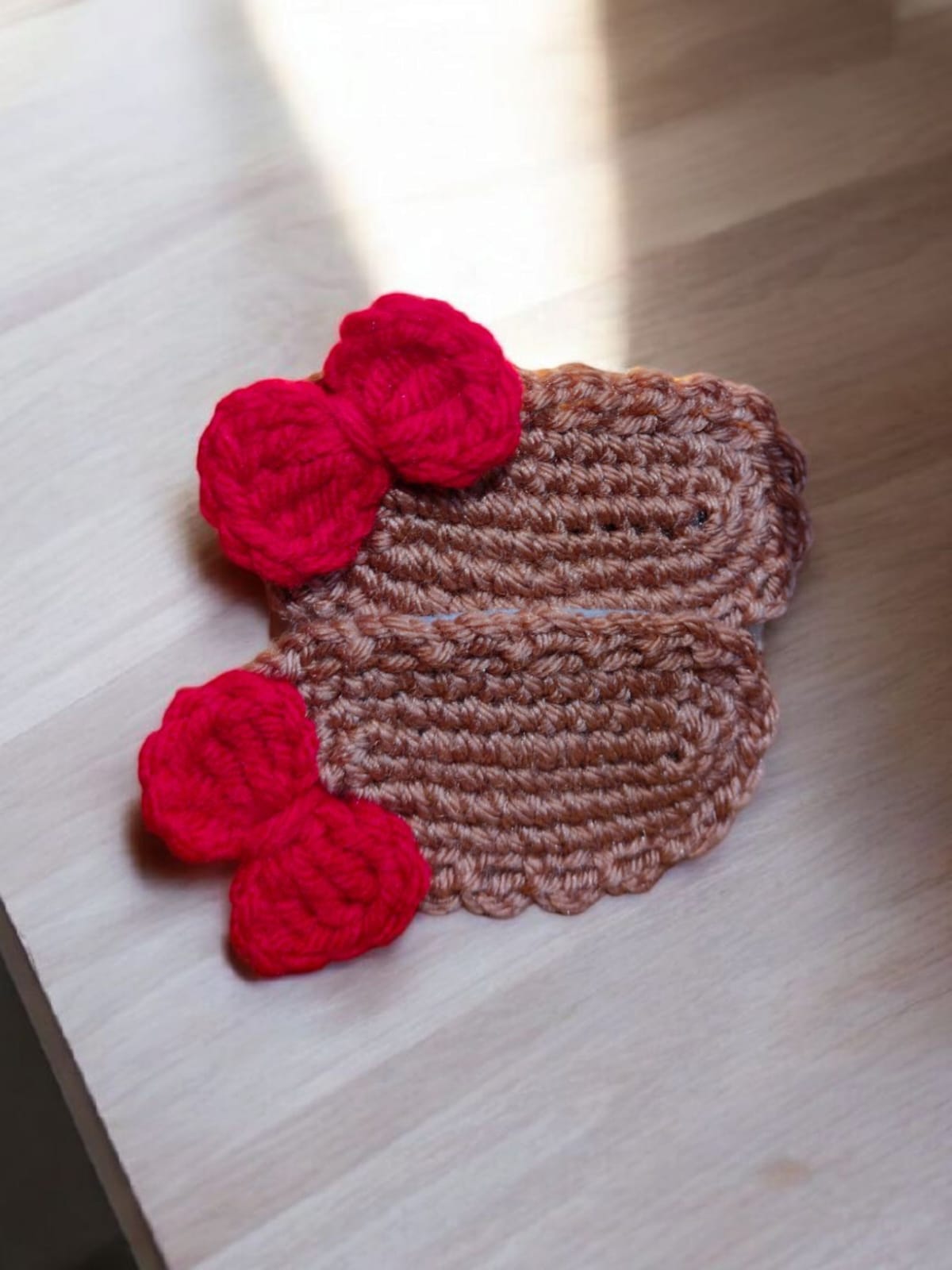 Loops And Knots Little Berry Bow Clip - Image 3