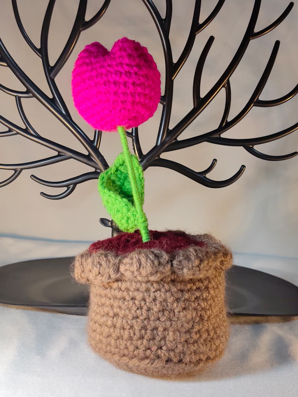 Crochet Tulip Flower Pot